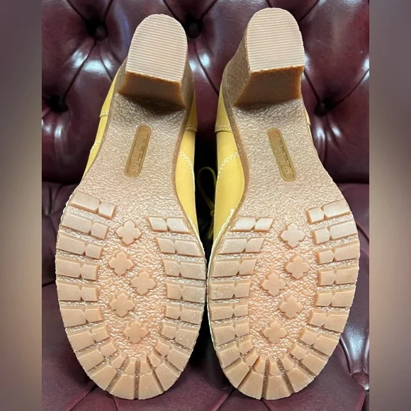 Timberland Women's Tillston Heeled Boots - Picture 9 of 13